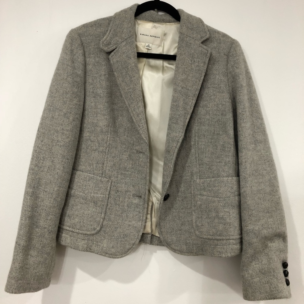 Grey blazer
